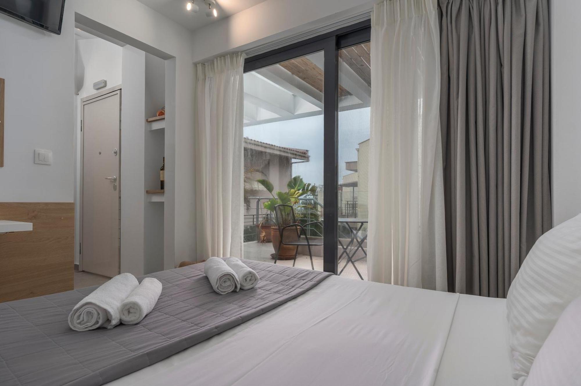 Апартаменты Cavo Blue Coastal Living Полихроно Экстерьер фото